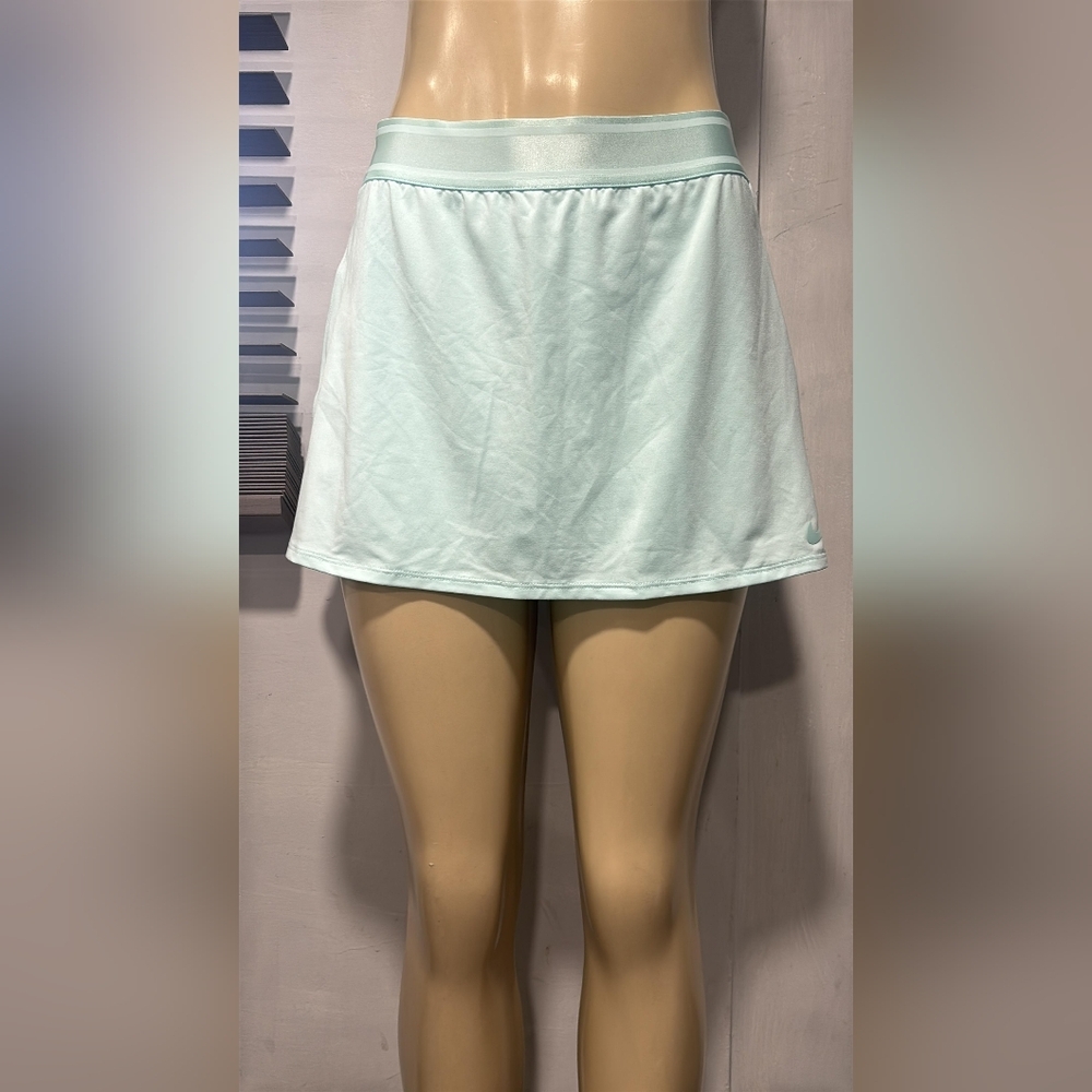 Nike Dri-FIT Light Blue Skirt - Picture 3 of 8